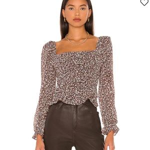 ASTR the label Tonina Top in brown ivory Ditsy